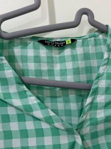 Green Gingham Puff-Sleeve Peplum Top