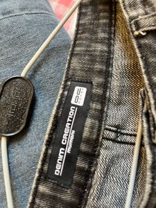 trendy baggy jeans