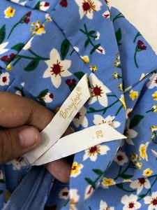 Blue floral mini skirt