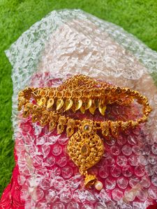Golden Kamarbandh With Adjustable Chain