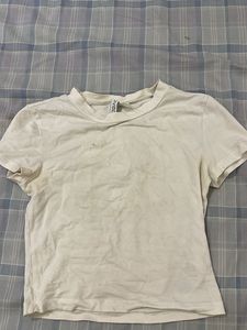 white H&M tshirt