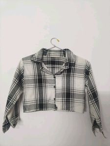 Black &amp; White Plaid Checkered Cropped Shirt