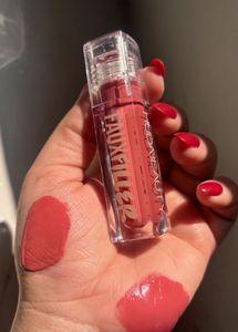 Huda Beauty Faux Filler Lipgloss