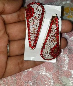Sparkling Red &amp; White Hair Clips ( 1 Pair )