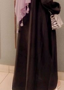 Trending dubai Abaya