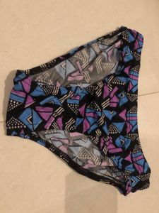 Retro Geometric Print Bikini Top