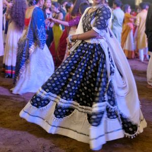Elegant Navratri Lehenga Choli Set
