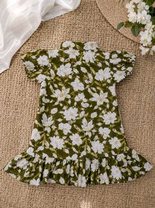 Chic Floral Print Mini Dress