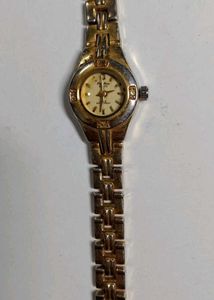 Elegant Gold Tone Women's Watch