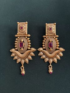 Exquisite Antique Gold Earrings with Ruby Stones
