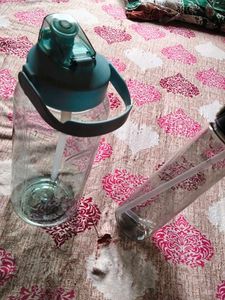 Large Water Bottle with Straw