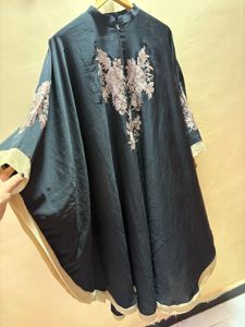 Embroidered kaftan abaya