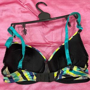Clovia Stylish Geometric Print Bra