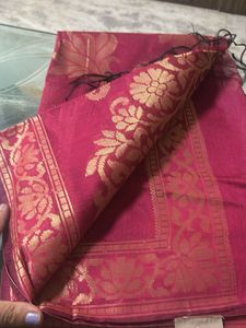 Elegant Pink Silk dupatta with Gold Zari