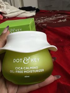 Dot&amp;Key cica calming face moisturiser