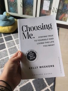 Choosing Me by Kelly Weekers - Dutch Best Seller