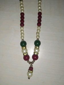 Red  with Green Purl