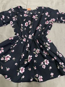 Chic Black Floral Print Dress