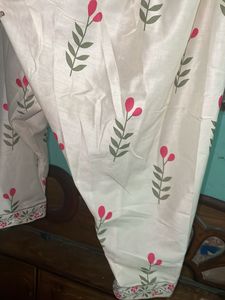 Elegant White Kurta with Floral Print