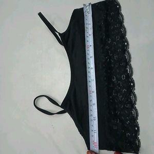 ❤️‍🔥 Black Lace Trim Bralette