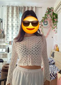 H&M coverup Chic White Crochet Crop Top