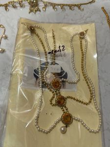 Elegant Pearl & Stone Maang Tikka