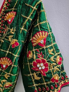 Crepe Saree &amp; Designer Blouse