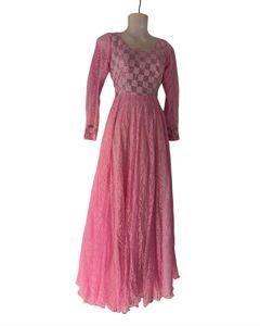 beautiful pink gown 😍