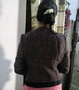 Chic Tweed Zip-Up Jacket