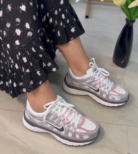 Nike Sneakers - Pink & Silver