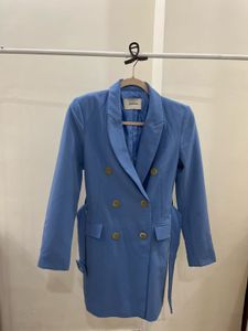 POWDER BLUE DOUBLE BREASTED LONG BELTED BLAZER