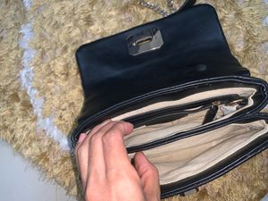 Pareois Sling bag