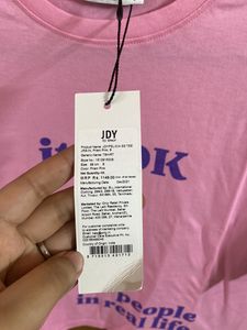 ONLY TSHIRT NEW WITH TAG