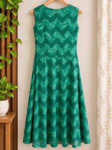 Green Tie-Dye Lace-Up Dress