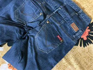 Stylish Blue Denim Jeans for Women