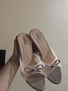 Chic Bow Detail Heels