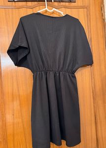 H&amp;M V-Neck Kimono Sleeve Dress