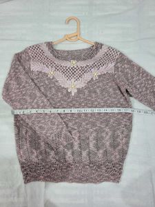 Chic Knitted Sweater with Floral Detail