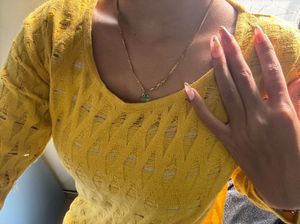 Baddie look Mesh top 💛