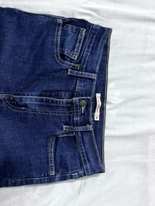 Levi's Dark Wash Denim Jeans