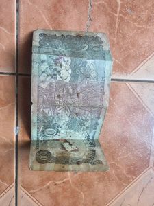 100 rs very old note rare