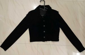 Chic Black Velvet Cropped Jacket