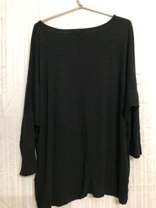 Betty Black Long Sleeve Top