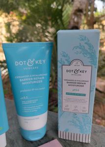 Dot &amp; Key Skincare Set