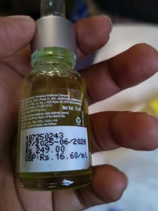 Hyphen &amp; Himalaya Face Serums
