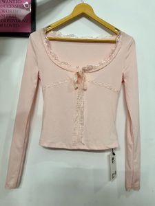 newme cute lace top💗