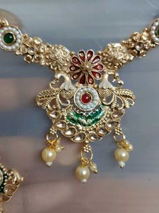 Necklace &amp; Earring Set