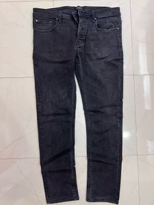 black denim jeans