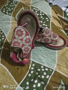 Red &amp; Silver Embellished Juttis
