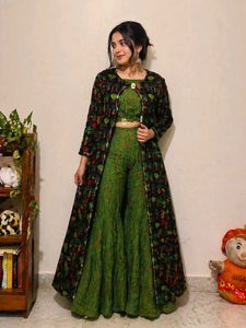 sale ..3-Piece Ethnic Jacket, Crop Top & Palazzo S
